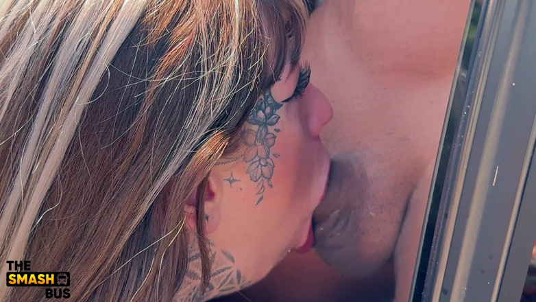 jasminebrooks: Smash Bus Gang Bang