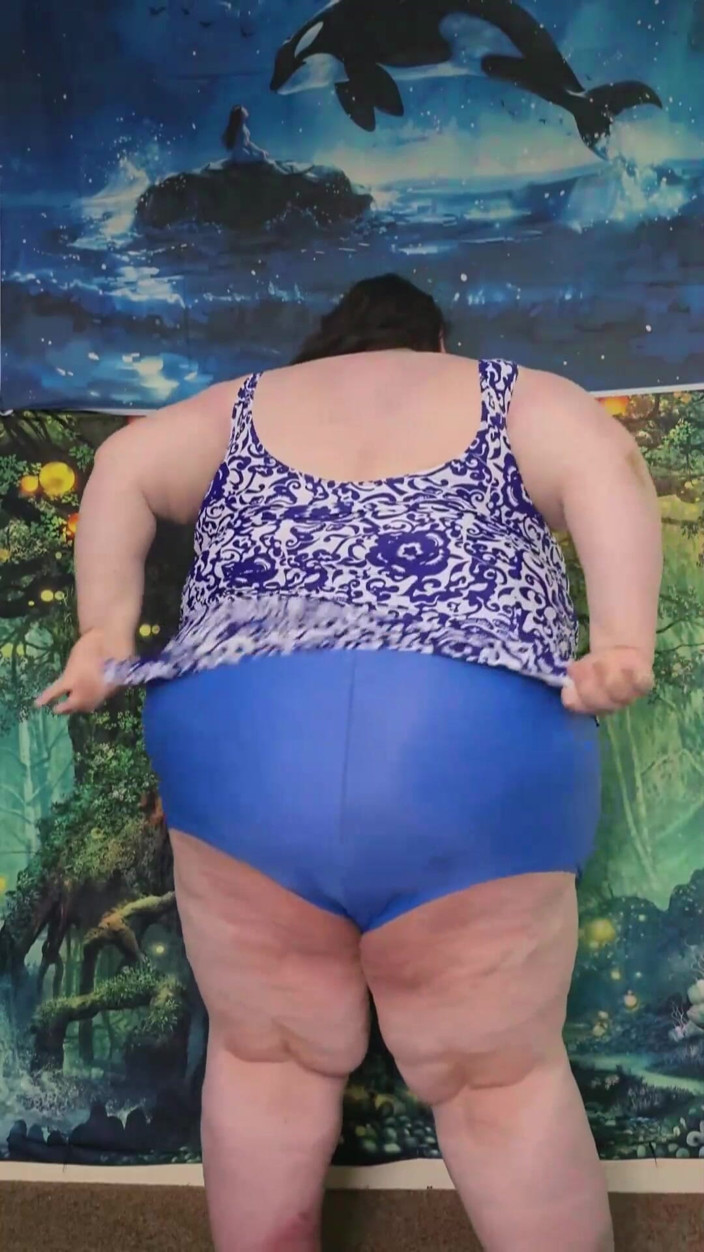 SSBBWLadyBrads: SSBBW Giant Fat Body Swim Suit with Help