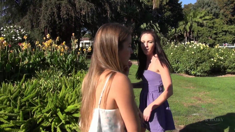 ATK Fans (Girlfriends): Virtuelles Date mit Lara Brookes, Ashley Stone und Bunny Freedom...
