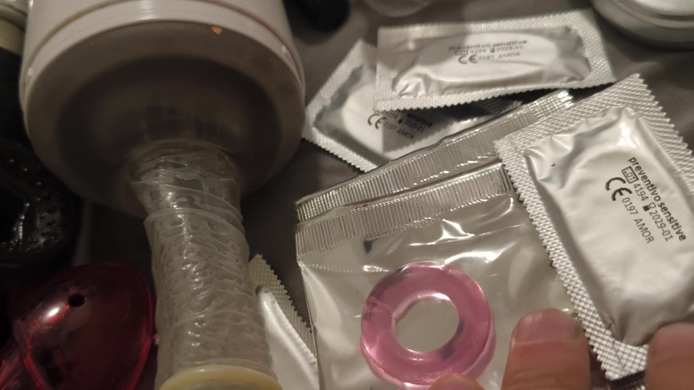 Cassidy: Dengan Mainan Saya