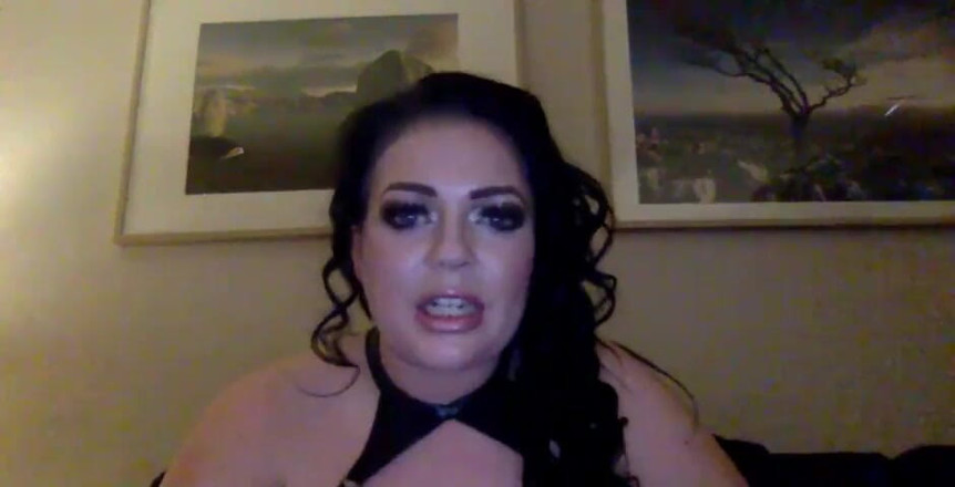 Catalia's Epic Filth: Consolador rosa en webcam