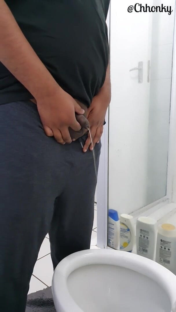 Denim Tiger: Chub neemt een ochtendpis