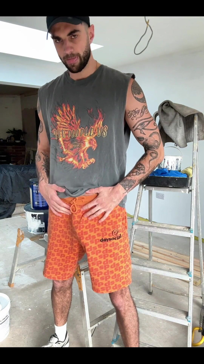 Eli Thorne: Filthy Little Horny Hunk Wanking at Work