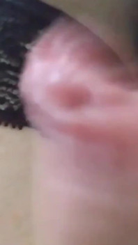 Cindy Sissygasms kelentit cantiknya dalam pakaian dalam