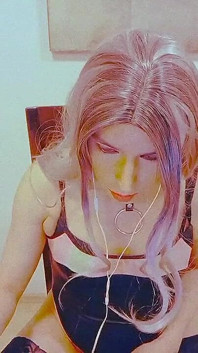 Sissy Crossdresser Masturbating