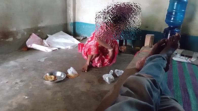 Bengaliauntykichut: Aunty Invites You for Breakfast in the Morning Episode 1