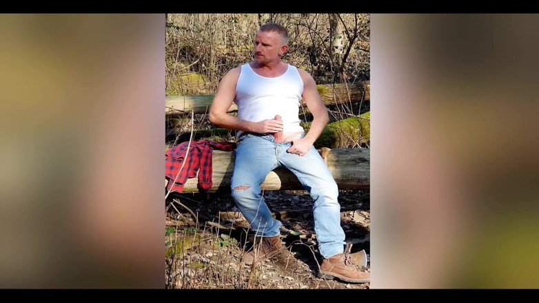 Alex Bullmann: Horny Havin' a Break