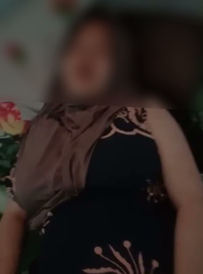 Famly sex: The Sighing of a Village Girl in Hijab Is Really...