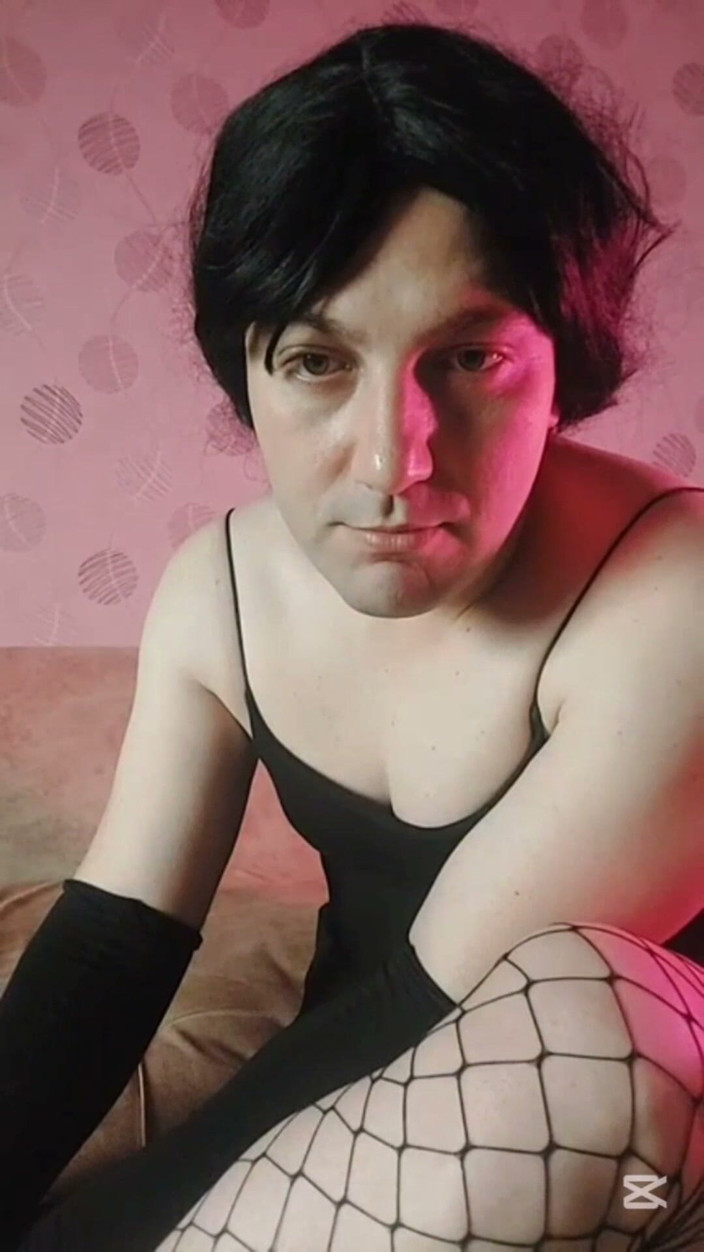 Kitty_Cross: Big Fishnets with Big Butt Crossdresser