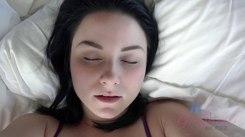 ATK Girlfriends: Vacances virtuelles à Las Vegas avec Veruca James 3/3