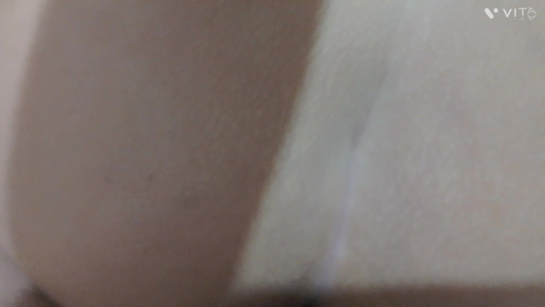 Kamila6922: Mi cuñada me visita y nos en la ducha