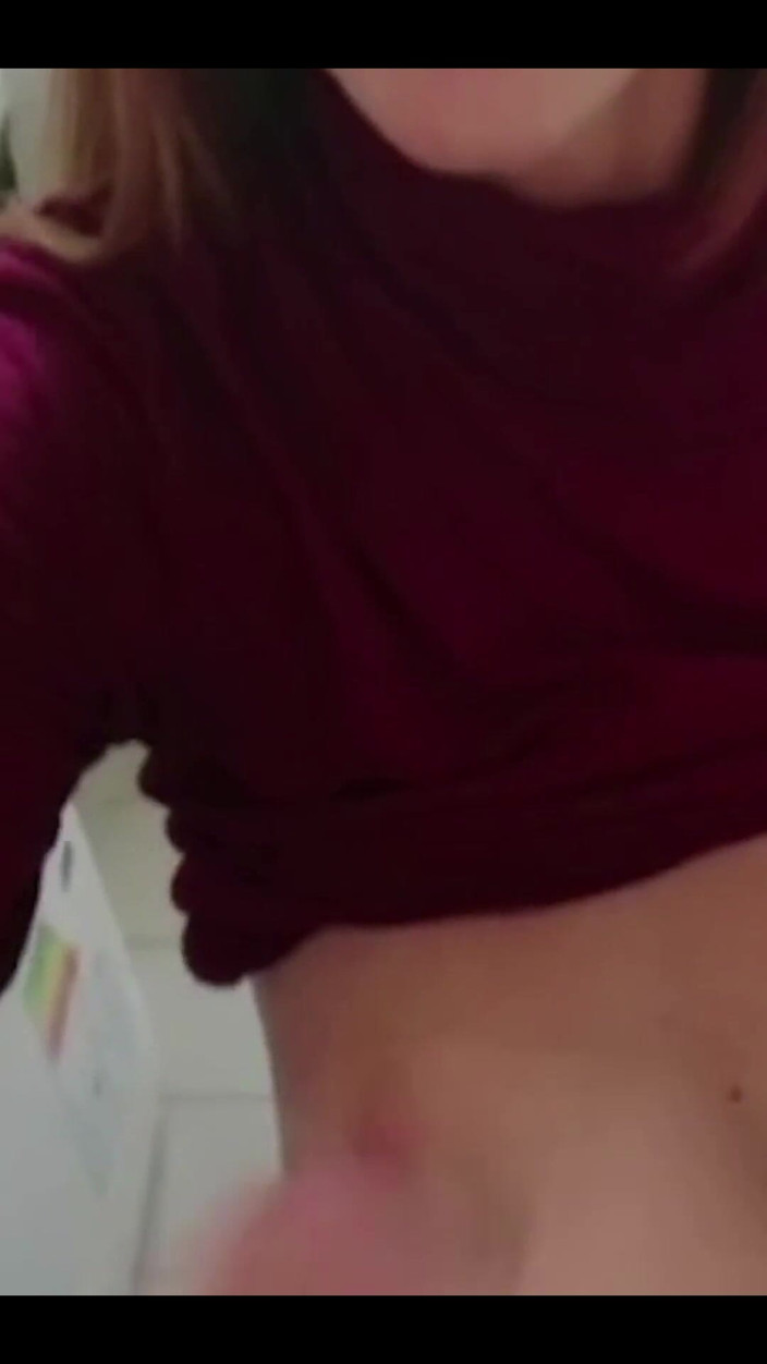 Lollolara91: Lollolara91 - Blowjob at Breakfast - Cum in Mouth