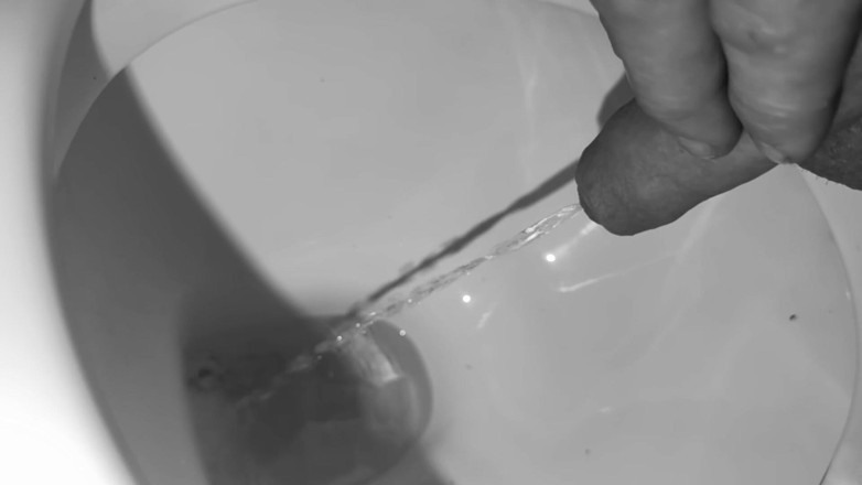 Jizztastic: Super slow motion piss