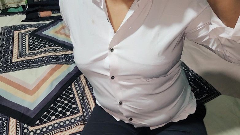 Akhi moni: ฉันเจอหลานสาวคนเดียวที่บ้านและเย็ดเธอ
