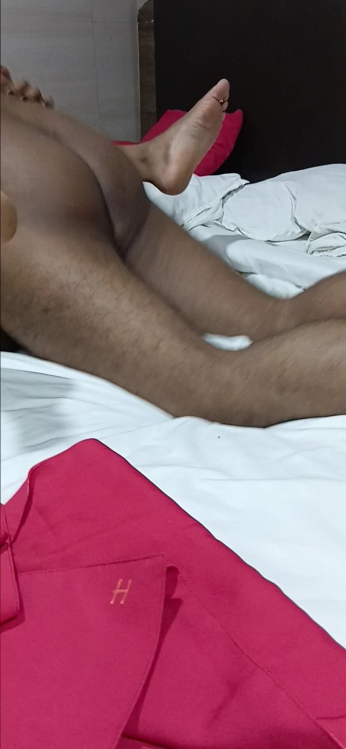 Puja9088: Dasi Hotwife Puja Menikmati Bilik Hotel Kawan Suami