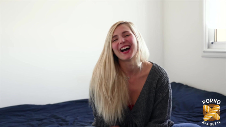 Porno Baguette: Chloé, si pirang cantik, dientot habis-habisan