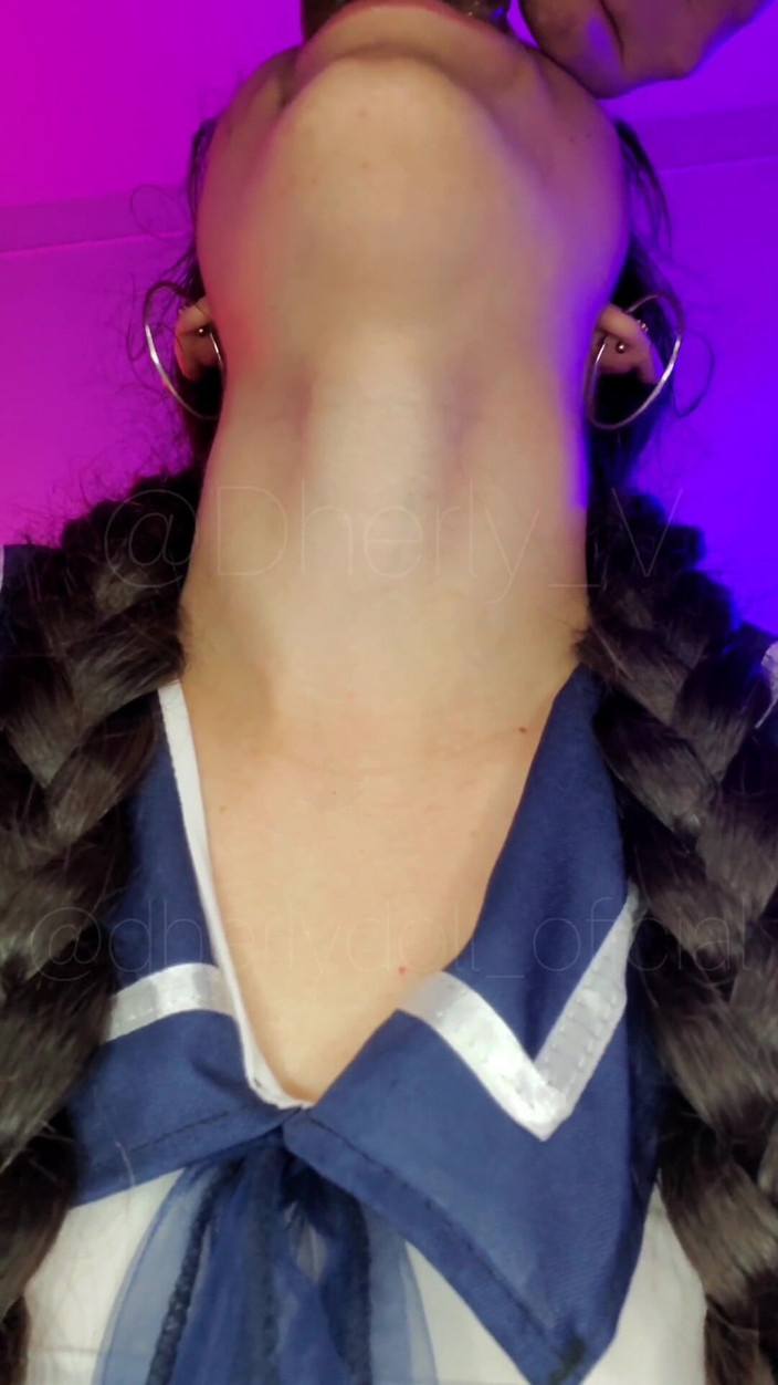 DherlyDoll: Making the Hottie Suck My Dick!