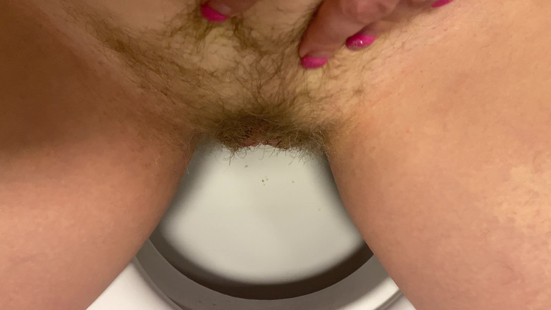 Hairy couple: Hairy Pussy Pee and Accidentally Fart, Very Close up View