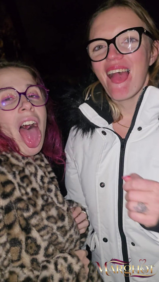 Sexymarghot: Exhib Annecy s Magdalenou Medúzou: spolu kouříme mého přítele a...