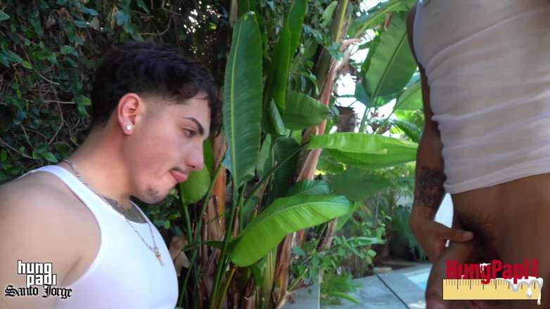 Hung Papi: Latino non circonciso scopa a bordo piscina allevamento hungpapi