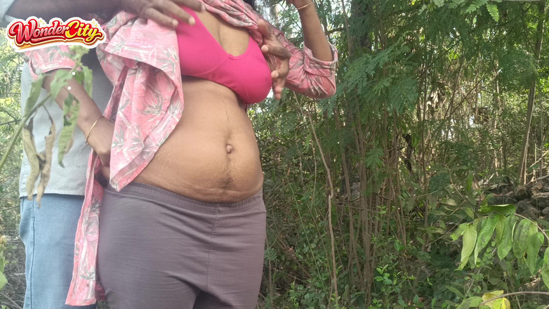 Inba: Nieoczekiwane seksowne chwile z przyrodnią siostrą