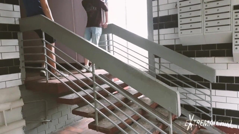 Extremalchiki: Dorm entrance twinks sex