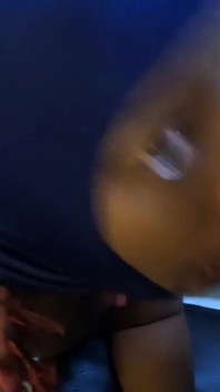 Toen ik zei dat ik de boosdoener betrapte, is dit het type waar ik het over heb gehad de teef op haar neukende knieën - meestervlees 1