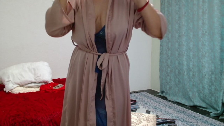 ANGELA_LADY: Moje kalhotky v mé chlupaté kundě made argasm