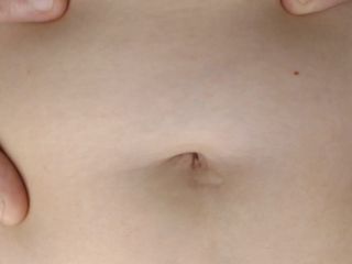 Abby Anna: Umbigo, hora de brincar, mergulhando, cutucando a barriga tremendo