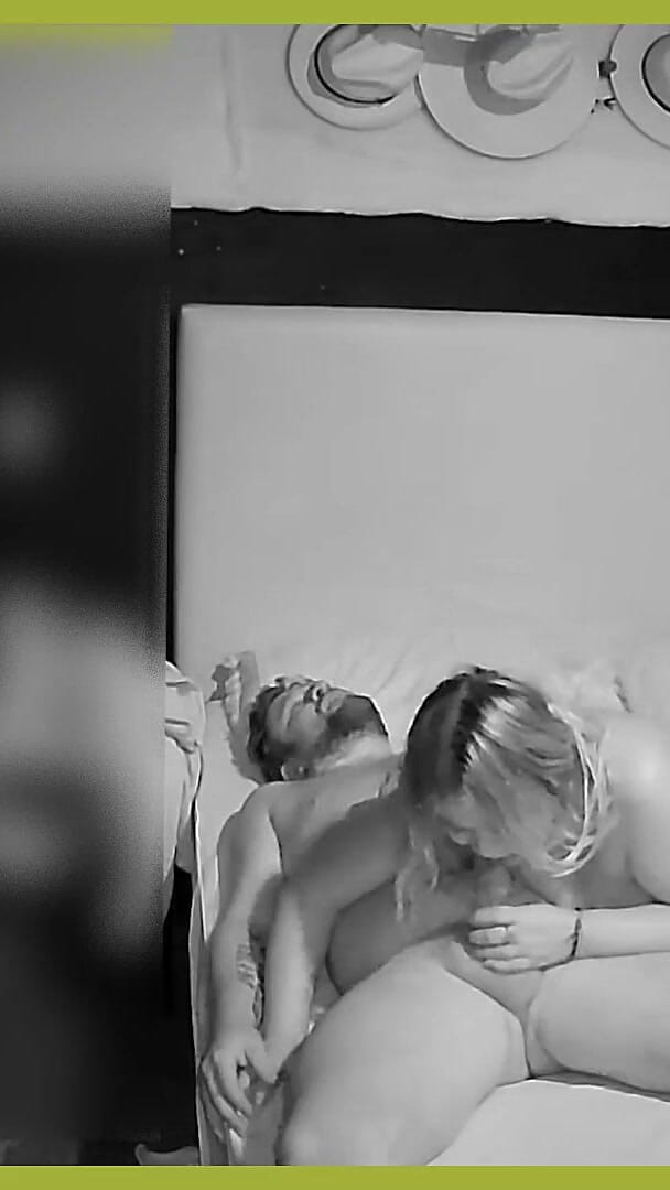 puchis: Puchis - anal dölleme Mia'nın götünü dolduruyor