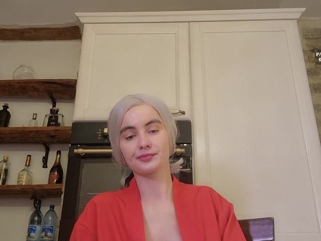 Blowing Nose Like Banana (Fashion model is my fetish)