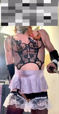 Cintia butt ladyboy на члені