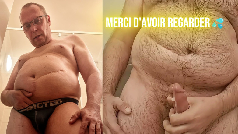 BlueEyesDaddy: A Scalding Hot Shower... I'm Coming Just for My Own...