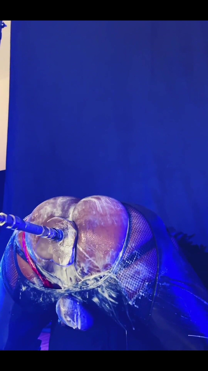 DipsoDeep: मलाईदार कॉस्प्ले बट खुदाई