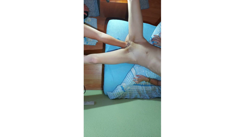 Wet Pussy Fuck: Teen fisting - skinny girl loves fisting