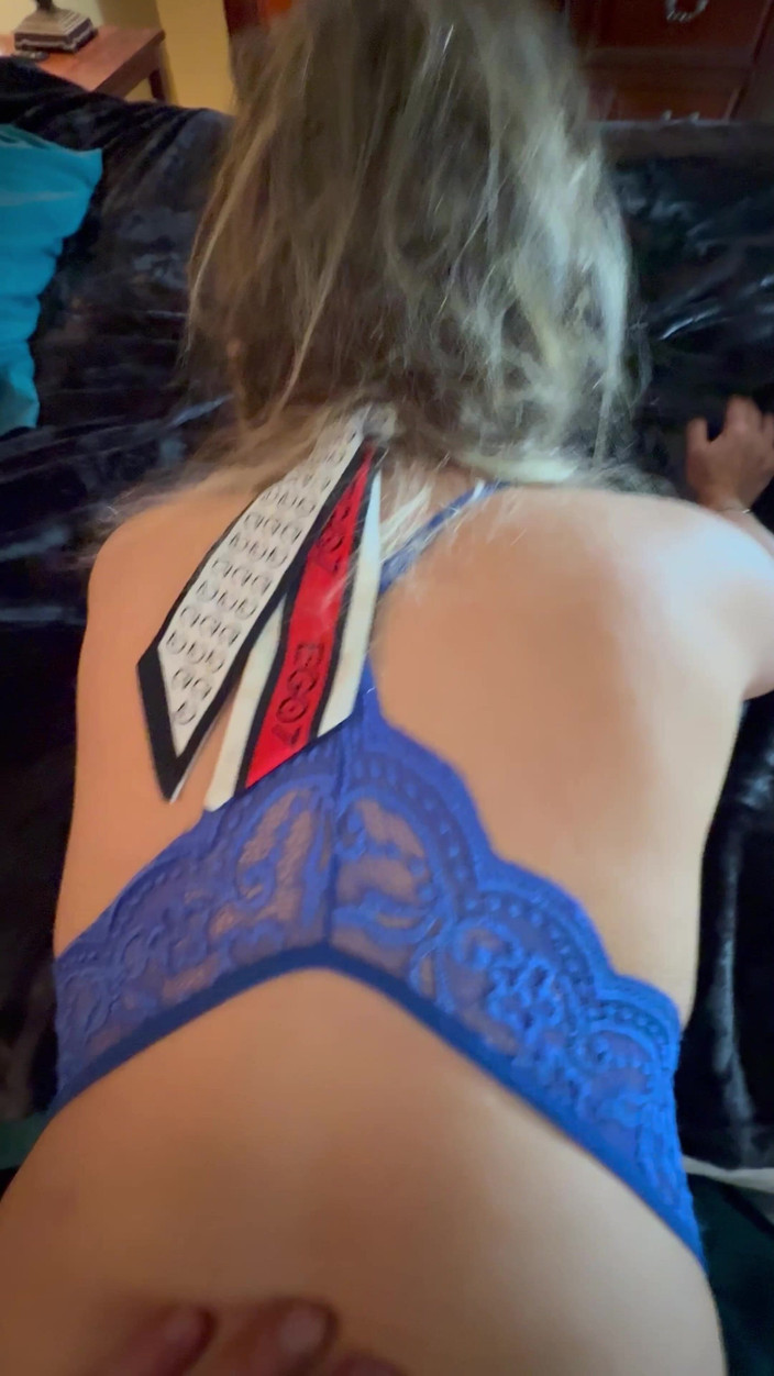 Bonewizzard69: Zralá manželka je ojetá a jezdí zezadu