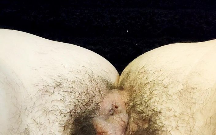 LolaLola: パンティーが濡れていた...。
