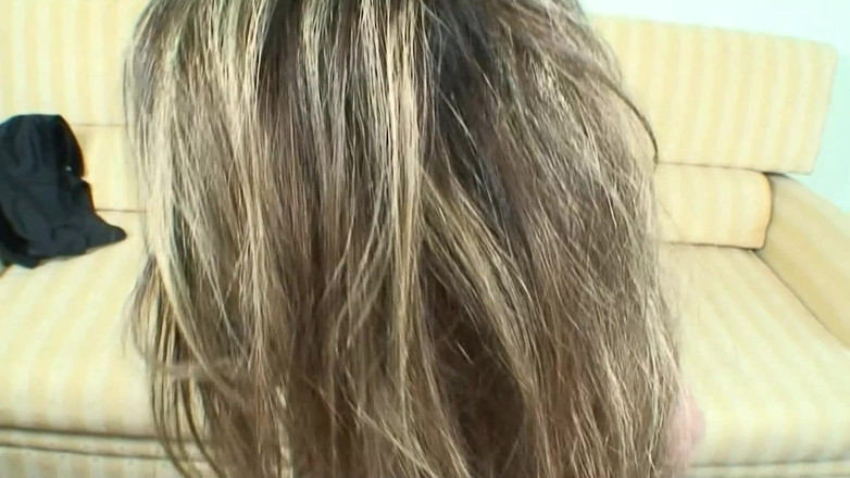 DARVASEX: Jävla rumpor Scen-2_hot blondin med en stor röv Njuter av...