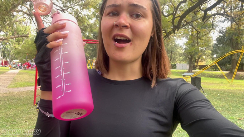Kinky mary: I Imbibe My Own Pee Before Losing Control in My...
