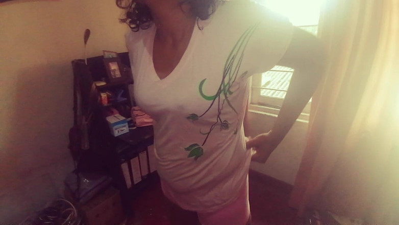 Tina Baby: Самовідео падчерки на молоко вітчима