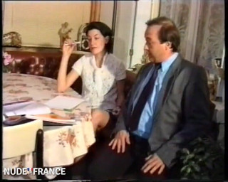 La France a Poil: Zayıf konsantre bir öğrenci sikişmeye daha istekli!