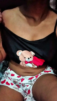 Sexy Girl Home Alone Masterbate