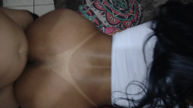 Jr and denies: 彼女は友達のイキまくり