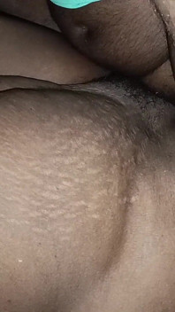 Bhabhi desi kampung panas berkongkek hari ini bertemu di taman hutan - Bhabhi Meri Dost