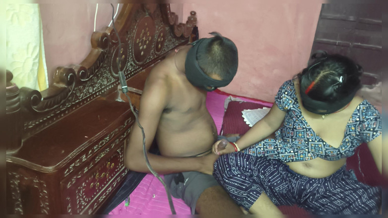Nehatop123: Le tette calde di india indiana in tuta di Salwar...