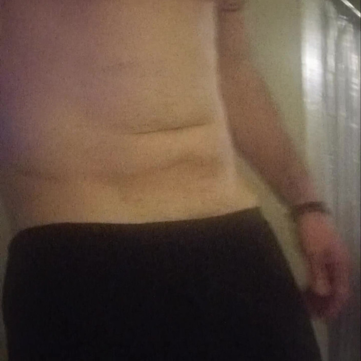 Long and Strong: Un grande bastone e una sega