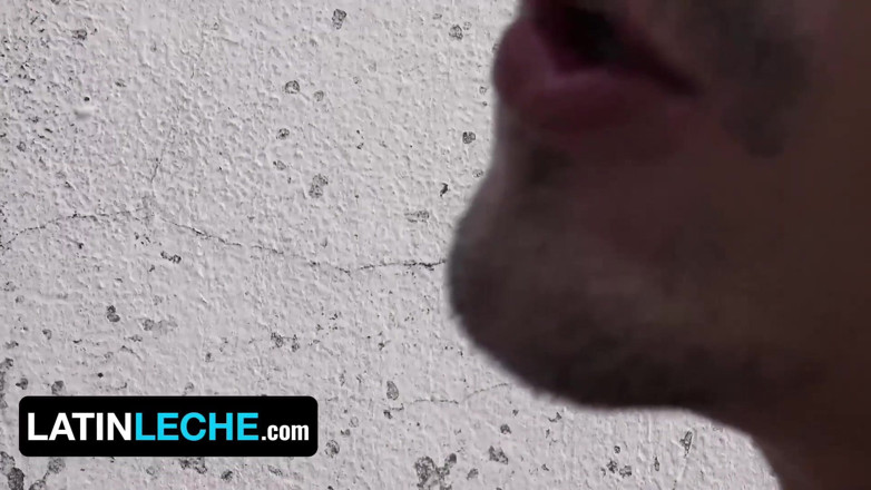 Latin leche: Latin Leche - safado garoto latino está pronto para fazer qualquer...