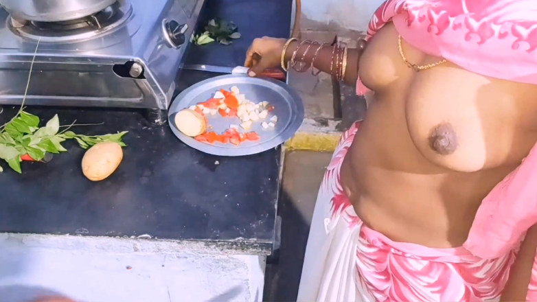 YourAnitha: Indian Village wife Homemade Doggy style fucking