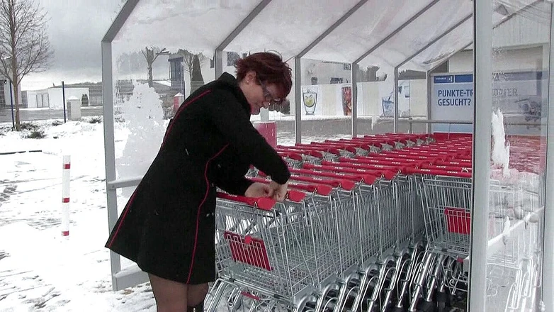 Popp Sylvie: Слишком холодно на улице и слишком горячее внутри