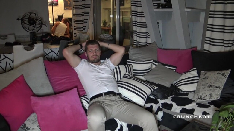 Ass Twink destroyed by older: Zadek francouzského dvojčata Kevin ošukaný bez kondomu romantikem